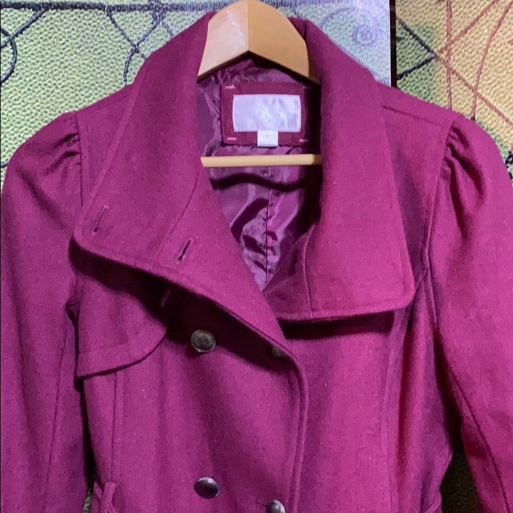 Wine Colored winter coat EUC - Picture 5 of 9